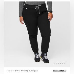 GUC Figs Black Zamora Pants size L